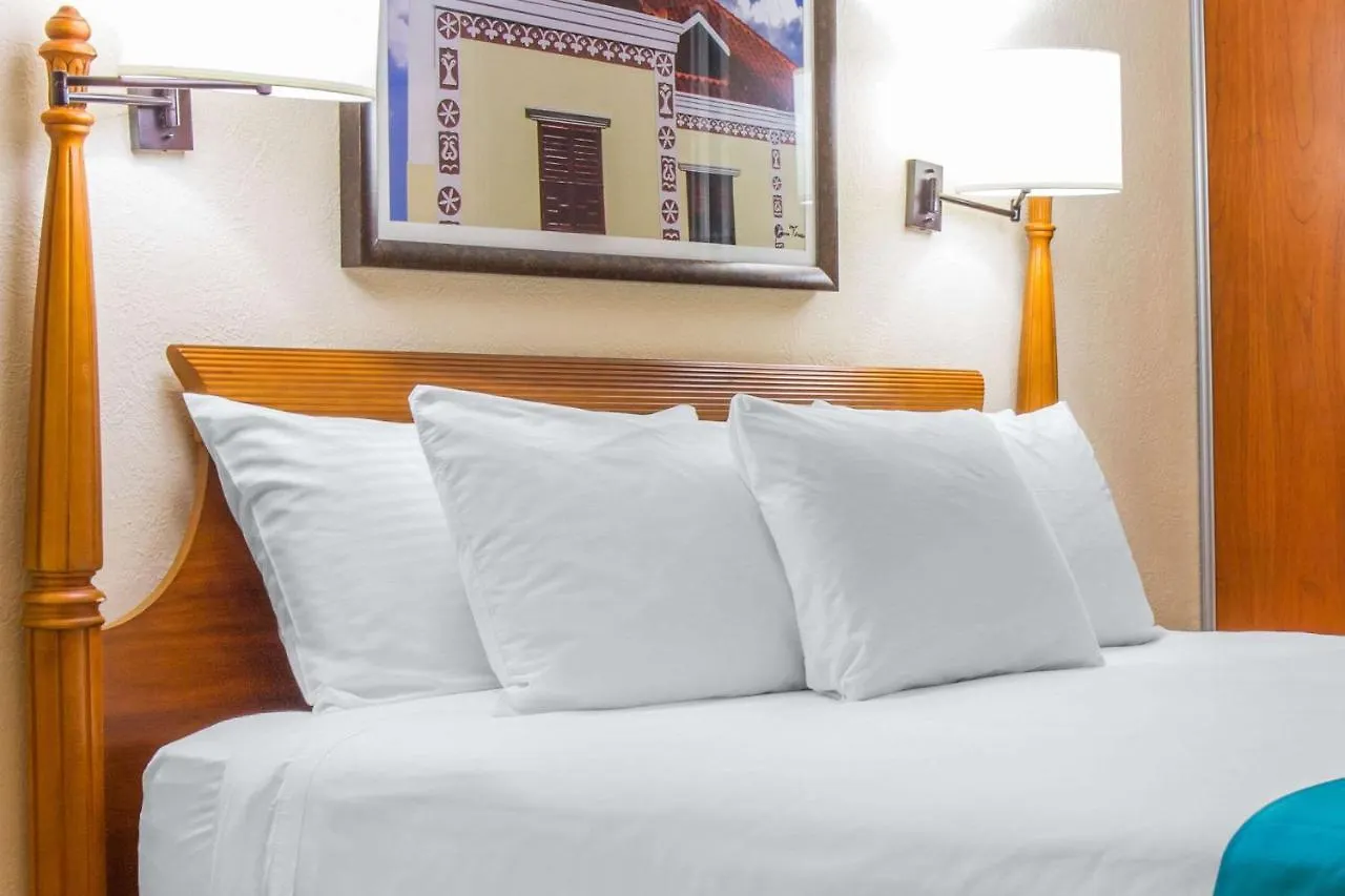 Bluegreen Vacations La Cabana Resort, An Ascend Collection Palm Beach Resort