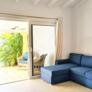 Aparthotel Walk Residences